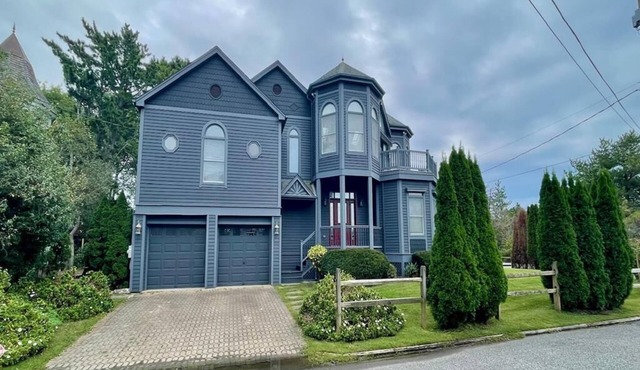 Gorgeous home with the Beach merely steps away.