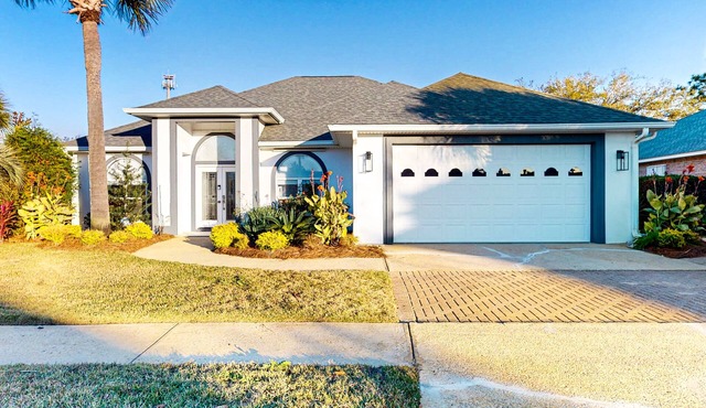 Gorgeous home with private pool and lots of outdoor space