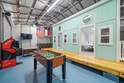 Gorgeous Home with Huge Private Pool and Game Room