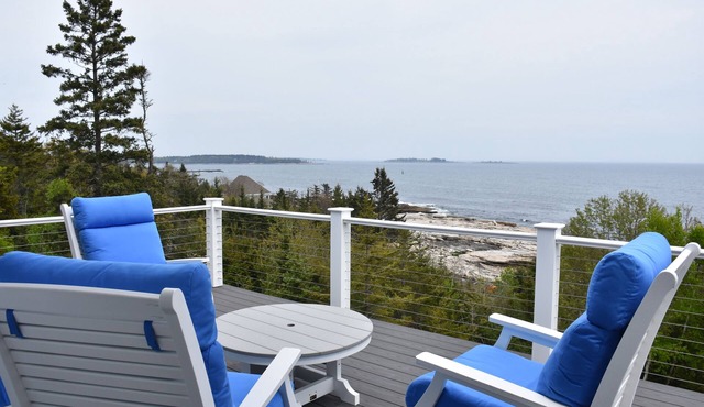 Gorgeous home with spectacular ocean views near Boothbay Harbor