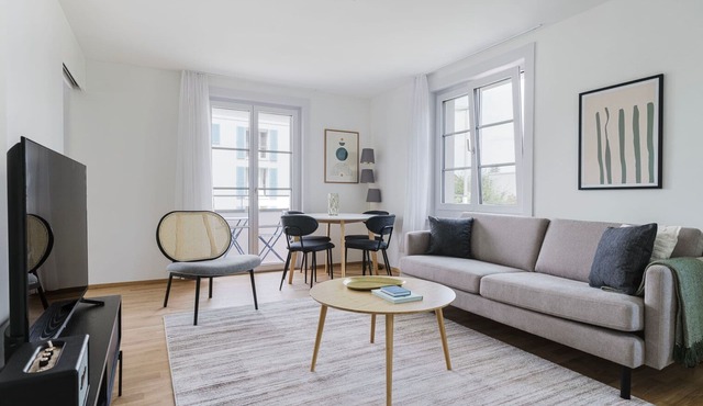 Gorgeous Horgen 3BR, 2 min to Train Station, by Blueground
