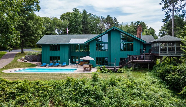 Gorgeous house and property on Scenic Lake Wissota.