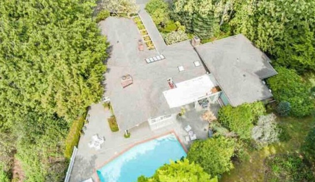 Gorgeous house minutes Bellevue downtown