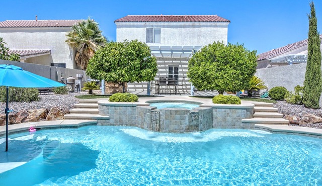 Gorgeous House private Pool& Spa 10 sleeps, 8min to Strip