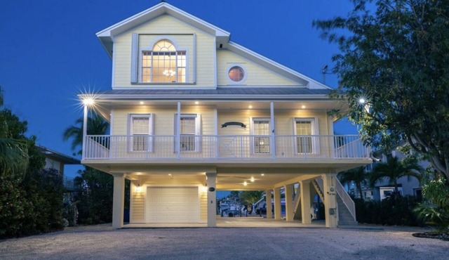 Gorgeous Keys Vacation Home in Prestigious Neighborhood of Port Antigua