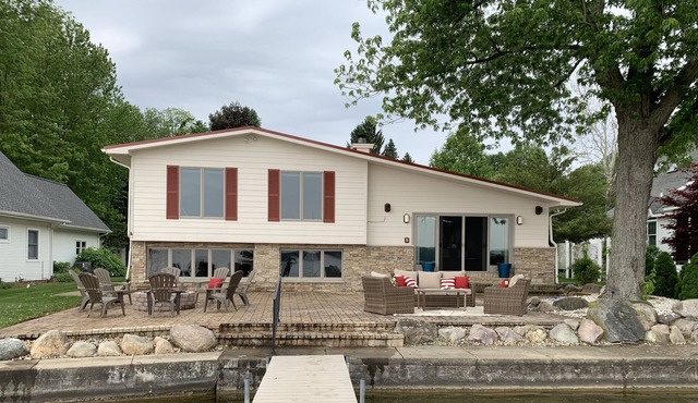 Gorgeous Klinger Lake house White Pigeon, MI