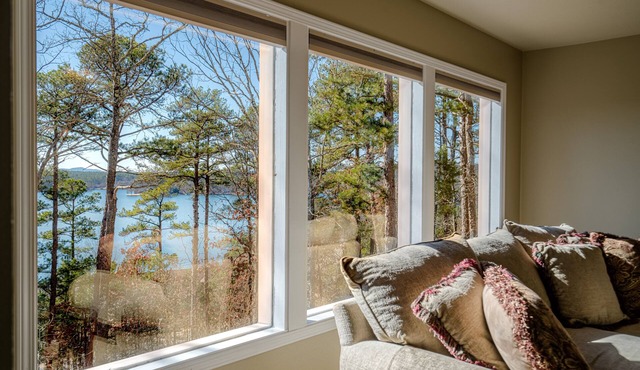 Gorgeous Lake Views, 2 living areas, large porch, Central Location