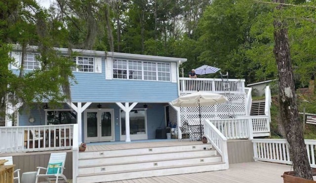 Gorgeous Lake House on Gantt Lake - Sunset Views