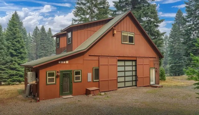 Gorgeous Lakeside BarnHOUSE + SAUNA!
