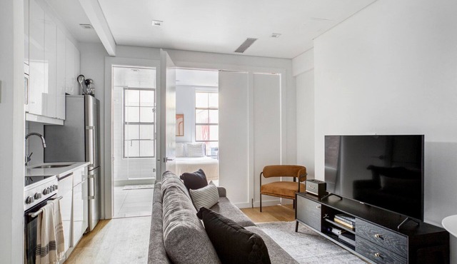 Gorgeous LES 2BR w/W/D, walk to SoHo & Nolita, by Blueground