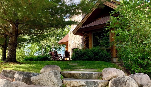Gorgeous Log Cabin on Woman Lake with Beautiful Views