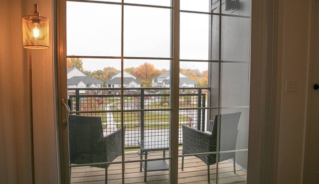 Gorgeous Luxury 1BR | Serene getaway *RARE*