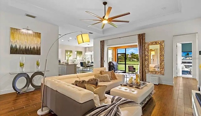 Gorgeous Luxury Residence