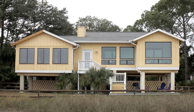 Gorgeous Marsh Views!