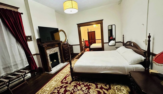 Gorgeous Main Street Two Bedroom Apartment