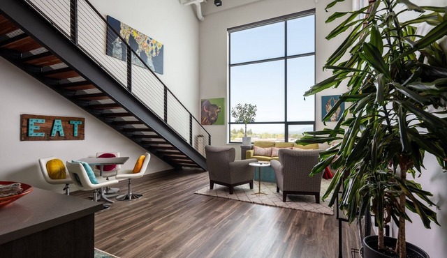 Gorgeous Midtown Condo