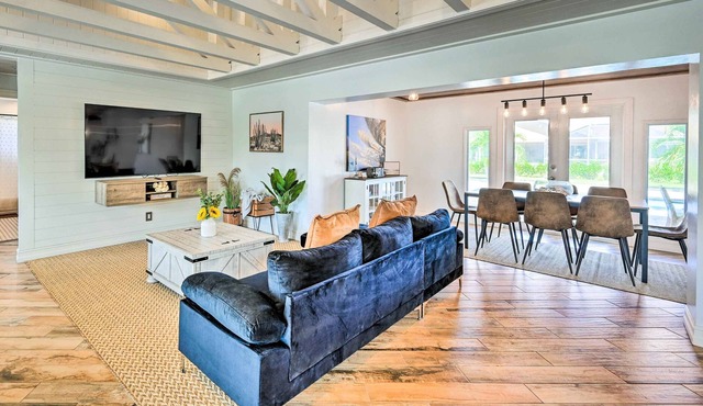 Gorgeous Naples Getaway w/Backyard Oasis!