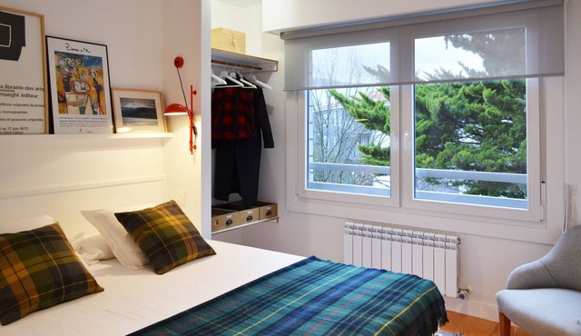GORGEOUS NEW APARTMENT 100 METERS FROM THE BEACH