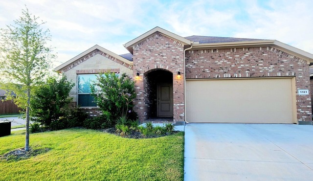Gorgeous new built 4-bedroom house with AC in charming Justin