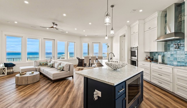 Gorgeous New Waterfront Beach House community pool