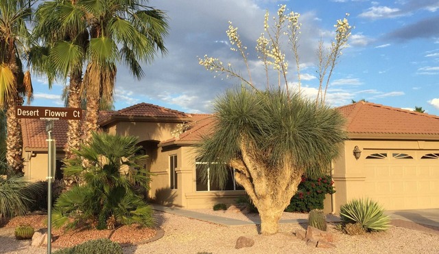 Gorgeous Oakwood Vacation Home with Golf Cart! Spotless!