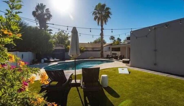Gorgeous Oasis Heated Pool North Scottsdale