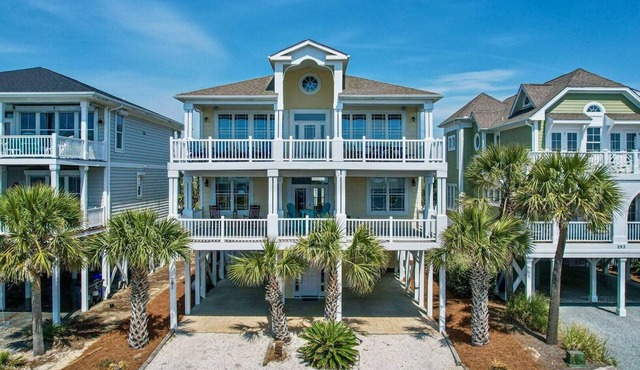 Gorgeous ocean views, private pool, spacious decks, steps to beach & EV Charger!