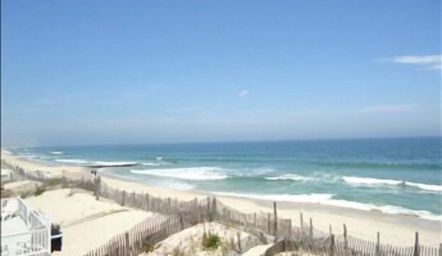 GORGEOUS OCEAN VIEWS FROM THIS OCEAN FRONT HOUSE!
