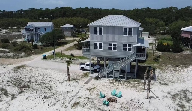 Gorgeous Ocean Views in Modern Beachfront Home