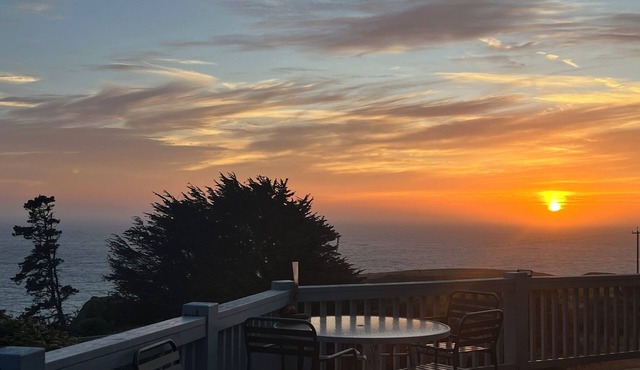 Gorgeous Ocean Views - Wild Iris Beach House