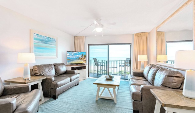 Gorgeous Oceanfront Corner Unit Condo w/Dual Balconies & Panoramic Views! 🌴