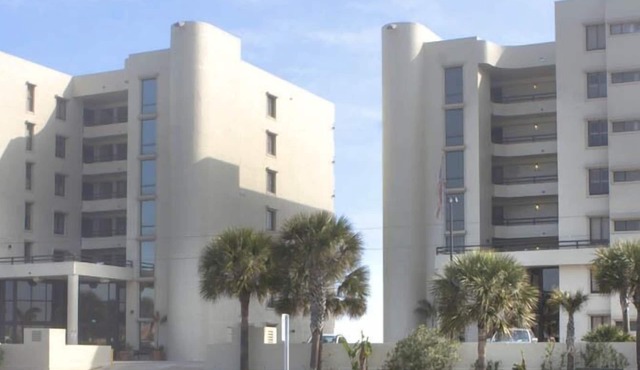 Gorgeous Oceanview Condo