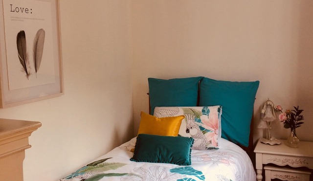 Gorgeous on Greta Sea Glimpse Villa