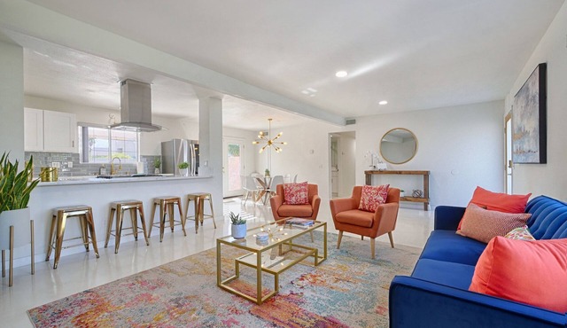 Gorgeous Palm Springs Jewel