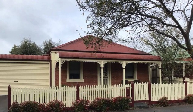Gorgeous Parkside Cottage