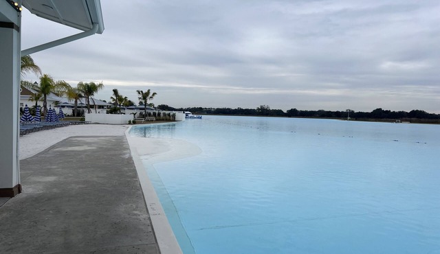 Gorgeous Pool Home Close to Everything!