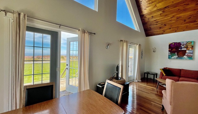 Gorgeous Private Chalet on 10 acres