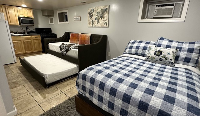 Gorgeous private studio close to EWR, NYC & Kean U