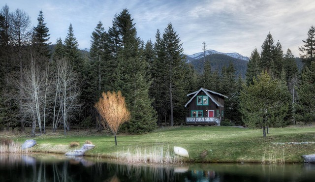 Gorgeous Property Located Just 30 Minutes From Glacier National Park