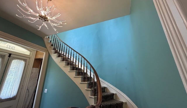 Gorgeous renovated historic 2-bedroom apartment in Kalamazoo