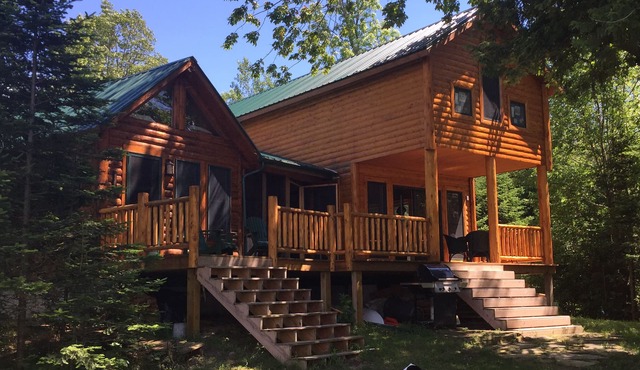 Gorgeous Rustic Northern Michigan Island Getaway