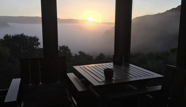 Gorgeous Secluded Treehouse with Spectacular Views