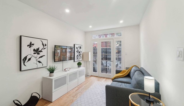 Gorgeous small historic home next to GWU
