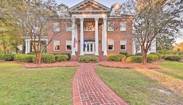 Gorgeous, Southern Home in Beautiful Cheraw