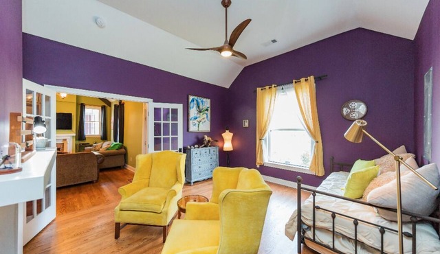 Gorgeous, Spacious & Bright Home w/3 Full Baths ~ Walkable To Lower Broadway!