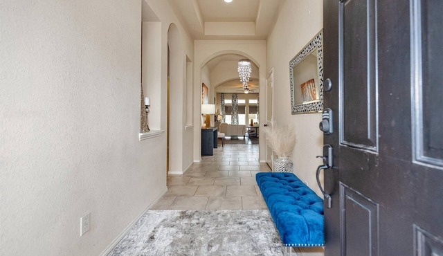 Gorgeous Spacious home in Pearland!