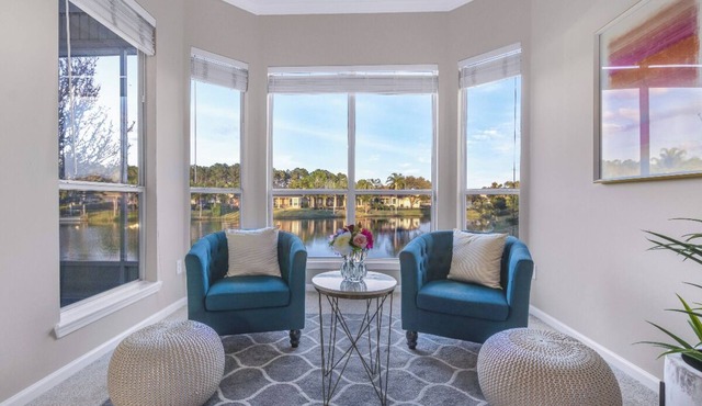 Gorgeous Sunny Getaway Home