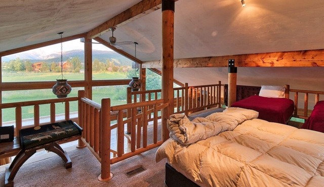 Gorgeous Teton Cabin - Breathtaking Mountain Views