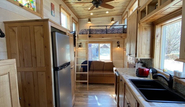 Gorgeous Tiny House on private 70 acre ranch