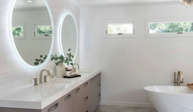 Gorgeous Toluca Lake Escape CLOSE to SoFi and Studios!
